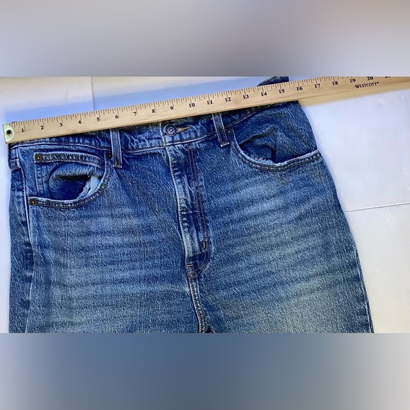 Levi’s 70’s slim straight high waisted jeans. Women’s, 31 waist - Picture 5 of 14